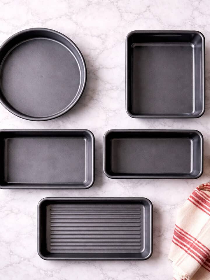 Cake pans of different sizes and shapes. The view from above.